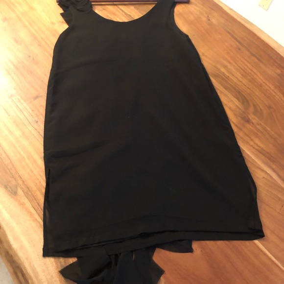 H&M top. Offers to all reasonable offers - Picture 2 of 2